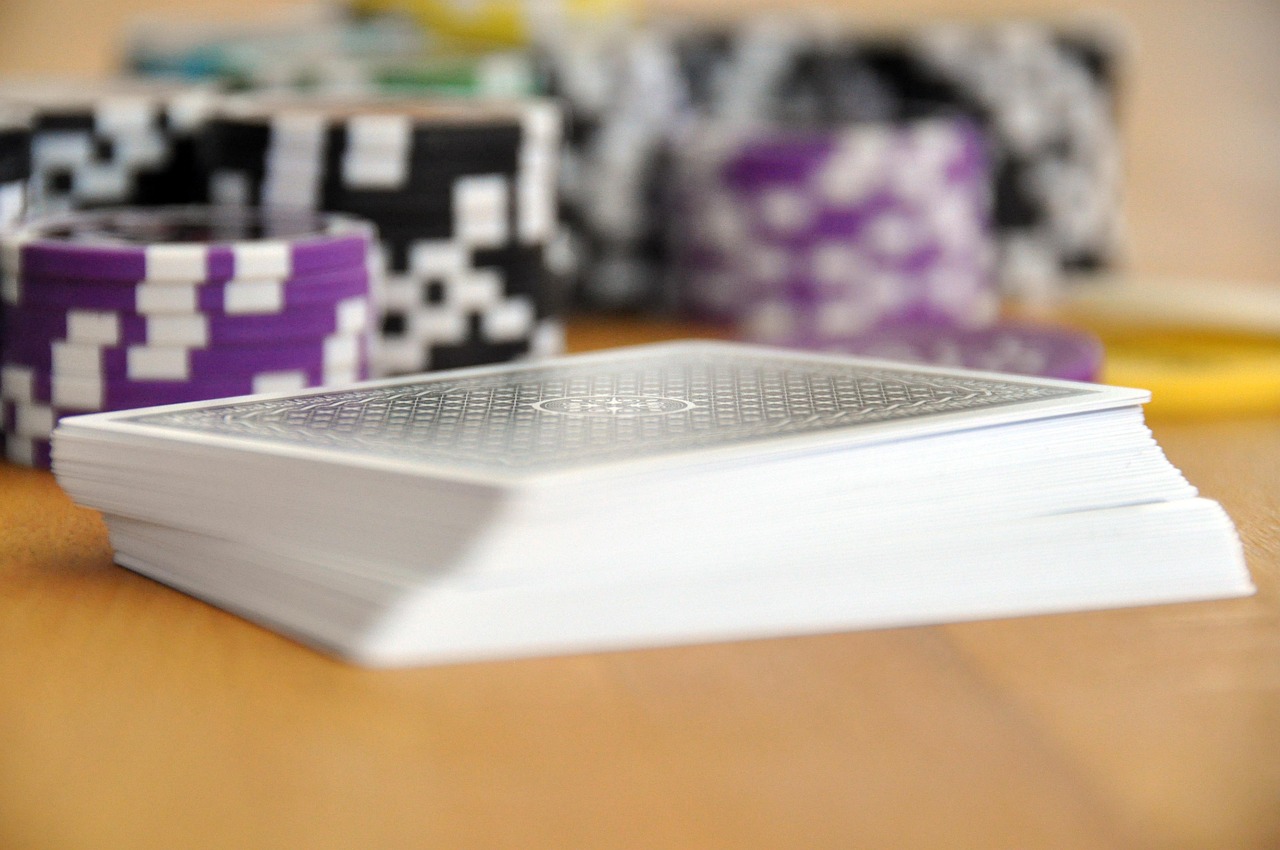 Baccarat Tie Bet Payout 8 To 1 Guide 2026 - baccarat casino table playing cards banker player